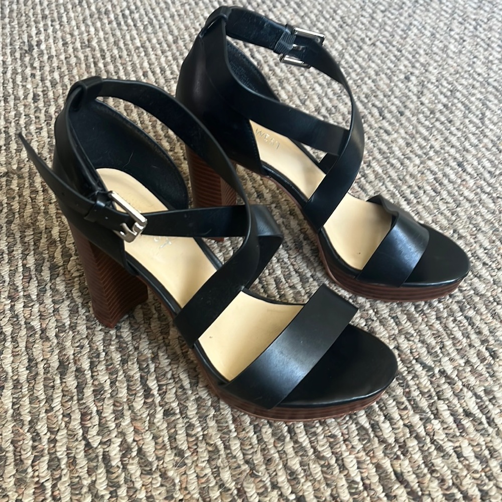 Nine West Black Strapy heel size: 6 1/2